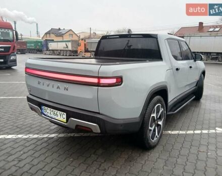 Сірий Rivian R1T, об'ємом двигуна 0 л та пробігом 49 тис. км за 43500 $, фото 7 на Automoto.ua