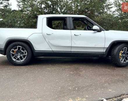 Сірий Rivian R1T, об'ємом двигуна 0 л та пробігом 63 тис. км за 43500 $, фото 43 на Automoto.ua