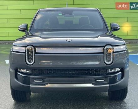 Серый Rivian R1T, объемом двигателя 0 л и пробегом 3 тыс. км за 57800 $, фото 7 на Automoto.ua