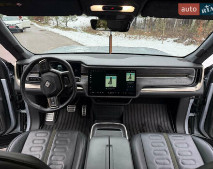Сірий Rivian R1T, об'ємом двигуна 0 л та пробігом 63 тис. км за 43500 $, фото 33 на Automoto.ua