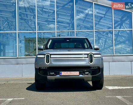 Серый Rivian R1T, объемом двигателя 0 л и пробегом 9 тыс. км за 49990 $, фото 1 на Automoto.ua
