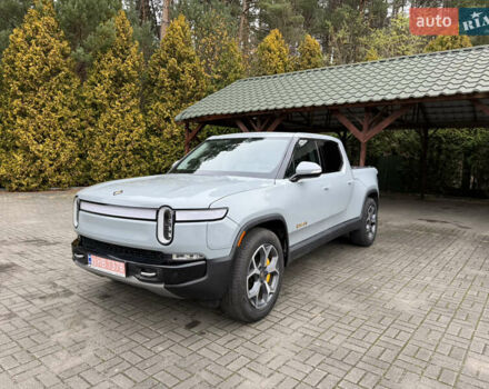Сірий Rivian R1T, об'ємом двигуна 0 л та пробігом 56 тис. км за 42850 $, фото 1 на Automoto.ua