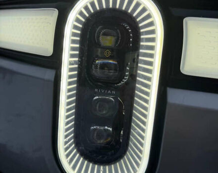 Сірий Rivian R1T, об'ємом двигуна 0 л та пробігом 63 тис. км за 43500 $, фото 19 на Automoto.ua