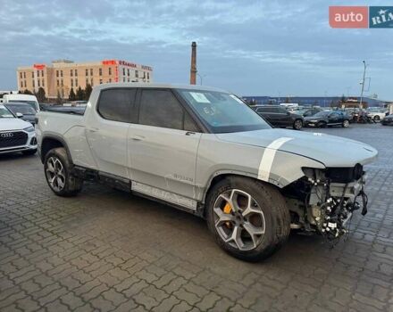 Сірий Rivian R1T, об'ємом двигуна 0 л та пробігом 62 тис. км за 32500 $, фото 13 на Automoto.ua