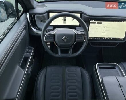 Серый Rivian R1T, объемом двигателя 0 л и пробегом 3 тыс. км за 57800 $, фото 28 на Automoto.ua