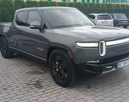 Серый Rivian R1T, объемом двигателя 0 л и пробегом 50 тыс. км за 45000 $, фото 5 на Automoto.ua