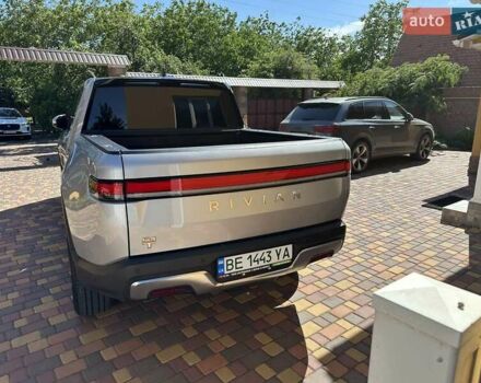 Сірий Rivian R1T, об'ємом двигуна 0 л та пробігом 64 тис. км за 43500 $, фото 11 на Automoto.ua