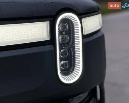 Сірий Rivian R1T, об'ємом двигуна 0 л та пробігом 43 тис. км за 41000 $, фото 31 на Automoto.ua
