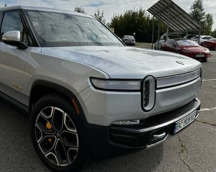 Сірий Rivian R1T, об'ємом двигуна 0 л та пробігом 20 тис. км за 50000 $, фото 4 на Automoto.ua