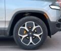 Серый Rivian R1T, объемом двигателя 0 л и пробегом 25 тыс. км за 58900 $, фото 4 на Automoto.ua