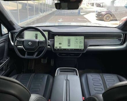 Серый Rivian R1T, объемом двигателя 0 л и пробегом 25 тыс. км за 67600 $, фото 9 на Automoto.ua