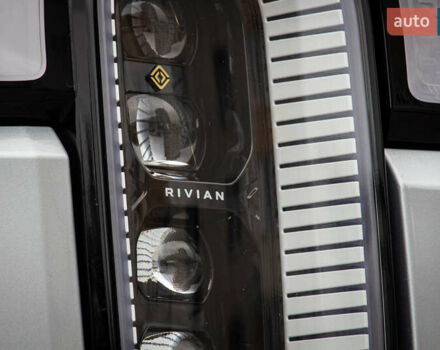 Серый Rivian R1T, объемом двигателя 0 л и пробегом 17 тыс. км за 50000 $, фото 14 на Automoto.ua
