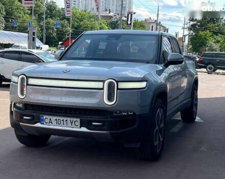 Серый Rivian R1T, объемом двигателя 0 л и пробегом 25 тыс. км за 58900 $, фото 2 на Automoto.ua