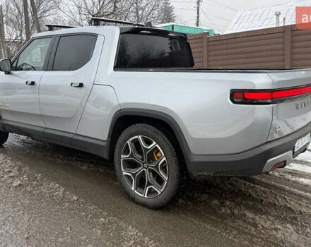 Сірий Rivian R1T, об'ємом двигуна 0 л та пробігом 35 тис. км за 57500 $, фото 1 на Automoto.ua