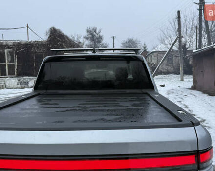 Сірий Rivian R1T, об'ємом двигуна 0 л та пробігом 35 тис. км за 57500 $, фото 3 на Automoto.ua