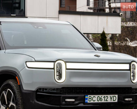Сірий Rivian R1T, об'ємом двигуна 0 л та пробігом 20 тис. км за 52000 $, фото 2 на Automoto.ua
