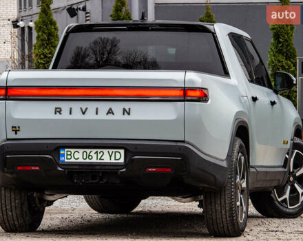 Сірий Rivian R1T, об'ємом двигуна 0 л та пробігом 20 тис. км за 52000 $, фото 9 на Automoto.ua