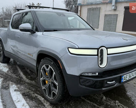 Сірий Rivian R1T, об'ємом двигуна 0 л та пробігом 35 тис. км за 57500 $, фото 8 на Automoto.ua