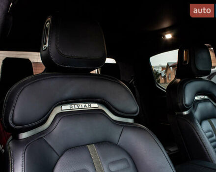 Сірий Rivian R1T, об'ємом двигуна 0 л та пробігом 20 тис. км за 52000 $, фото 61 на Automoto.ua