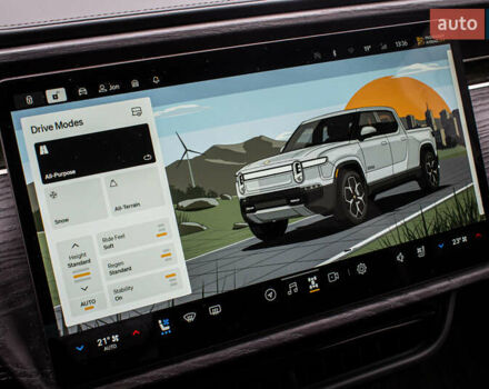 Серый Rivian R1T, объемом двигателя 0 л и пробегом 17 тыс. км за 50000 $, фото 67 на Automoto.ua