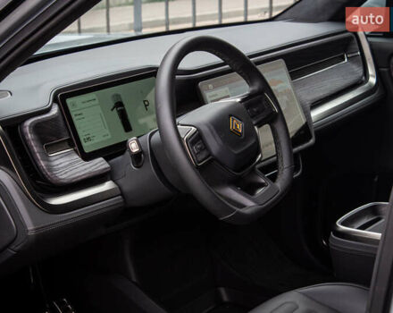 Серый Rivian R1T, объемом двигателя 0 л и пробегом 17 тыс. км за 50000 $, фото 30 на Automoto.ua