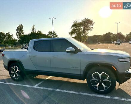 Серый Rivian R1T, объемом двигателя 0 л и пробегом 2 тыс. км за 77000 $, фото 1 на Automoto.ua