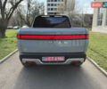 Сірий Rivian R1T, об'ємом двигуна 0 л та пробігом 65 тис. км за 41900 $, фото 7 на Automoto.ua