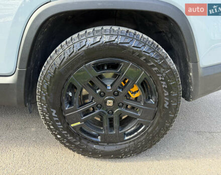 Сірий Rivian R1T, об'ємом двигуна 0 л та пробігом 65 тис. км за 41900 $, фото 17 на Automoto.ua