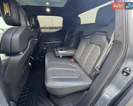 Серый Rivian R1T, объемом двигателя 0 л и пробегом 50 тыс. км за 49999 $, фото 22 на Automoto.ua
