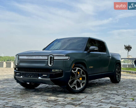 Серый Rivian R1T, объемом двигателя 0 л и пробегом 50 тыс. км за 49999 $, фото 12 на Automoto.ua