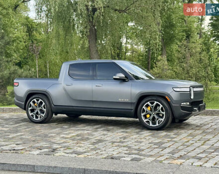 Серый Rivian R1T, объемом двигателя 0 л и пробегом 50 тыс. км за 49999 $, фото 4 на Automoto.ua