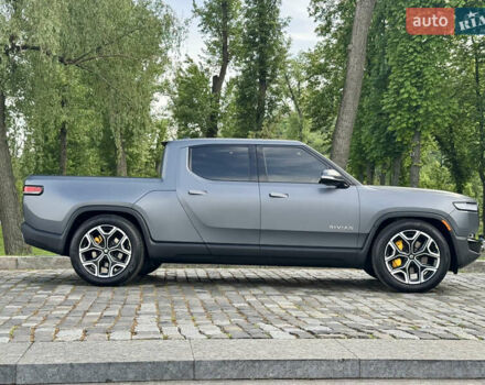 Серый Rivian R1T, объемом двигателя 0 л и пробегом 50 тыс. км за 49999 $, фото 9 на Automoto.ua