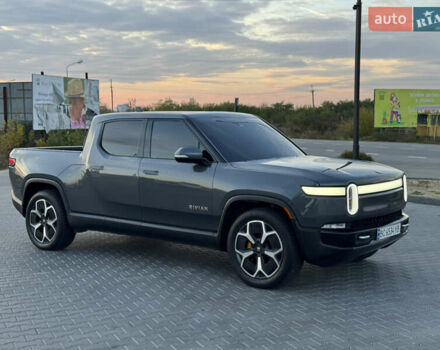 Rivian R1T 2023 у Ужгороді на Automoto.ua Сірий Rivian R1T, об'ємом двигуна 0 л та пробігом 34 тис. км за 46900 $, фото 9 на Automoto.ua