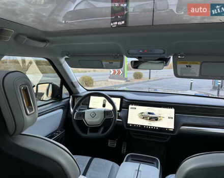 Rivian R1T 2023 у Ужгороді на Automoto.ua Сірий Rivian R1T, об'ємом двигуна 0 л та пробігом 34 тис. км за 46900 $, фото 26 на Automoto.ua