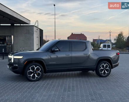 Rivian R1T 2023 у Ужгороді на Automoto.ua Сірий Rivian R1T, об'ємом двигуна 0 л та пробігом 34 тис. км за 46900 $, фото 2 на Automoto.ua