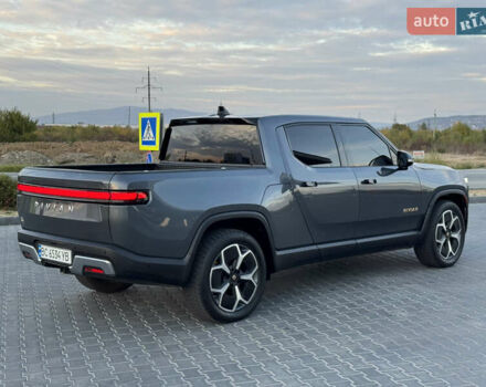 Rivian R1T 2023 у Ужгороді на Automoto.ua Сірий Rivian R1T, об'ємом двигуна 0 л та пробігом 34 тис. км за 46900 $, фото 8 на Automoto.ua