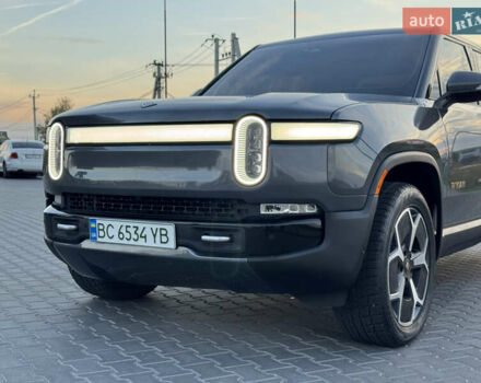 Rivian R1T 2023 у Ужгороді на Automoto.ua Сірий Rivian R1T, об'ємом двигуна 0 л та пробігом 34 тис. км за 46900 $, фото 13 на Automoto.ua