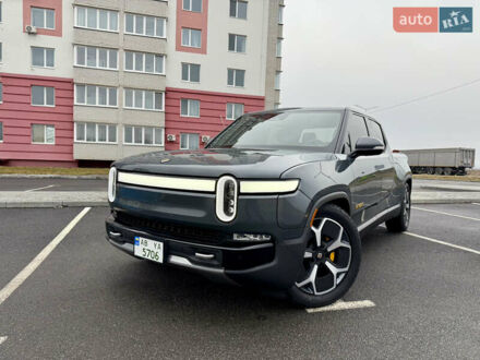 Rivian R1T 2022 в Виннице на Automoto.ua Серый Rivian R1T, объемом двигателя 0 л и пробегом 60 тыс. км за 45000 $, фото 1 на Automoto.ua