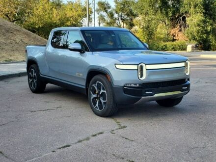 Rivian R1T 2022 в Кропивницком (Кировограде) на Automoto.ua Серый Rivian R1T, объемом двигателя 0 л и пробегом 11 тыс. км за 59900 $, фото 1 на Automoto.ua