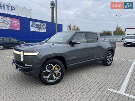 Rivian R1T 2022 в Нововолынск на Automoto.ua Серый Rivian R1T, объемом двигателя 0 л и пробегом 68 тыс. км за 37300 $, фото 1 на Automoto.ua