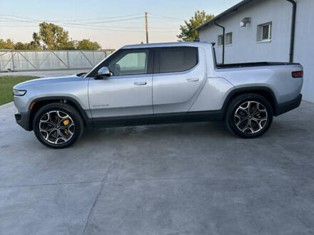 Rivian R1T 2023 в Ровно на Automoto.ua Серый Rivian R1T, объемом двигателя 0 л и пробегом 29 тыс. км за 51999 $, фото 1 на Automoto.ua