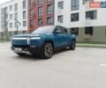 Rivian R1T 2022 в Ровно на Automoto.ua Синий Rivian R1T, объемом двигателя 0 л и пробегом 57 тыс. км за 49000 $, фото 1 на Automoto.ua
