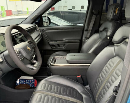Синий Rivian R1T, объемом двигателя 0 л и пробегом 23 тыс. км за 42500 $, фото 8 на Automoto.ua