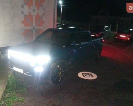 Синій Rivian R1T, об'ємом двигуна 0 л та пробігом 57 тис. км за 49000 $, фото 9 на Automoto.ua