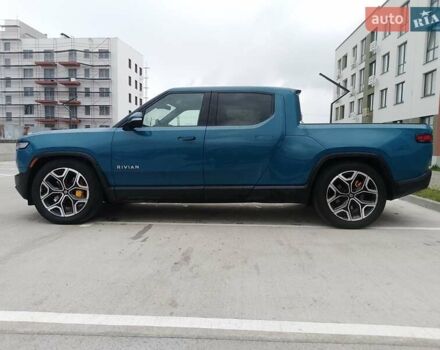 Rivian R1T 2022 в Ровно на Automoto.ua Синий Rivian R1T, объемом двигателя 0 л и пробегом 57 тыс. км за 49000 $, фото 7 на Automoto.ua