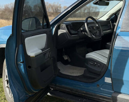 Синій Rivian R1T, об'ємом двигуна 0 л та пробігом 30 тис. км за 51000 $, фото 15 на Automoto.ua