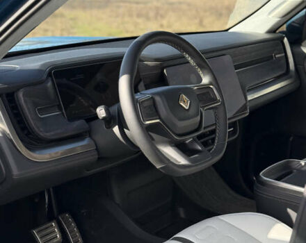 Синій Rivian R1T, об'ємом двигуна 0 л та пробігом 30 тис. км за 51000 $, фото 11 на Automoto.ua