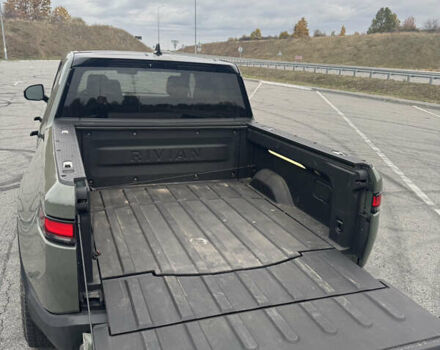 Зелений Rivian R1T, об'ємом двигуна 0 л та пробігом 38 тис. км за 51000 $, фото 18 на Automoto.ua