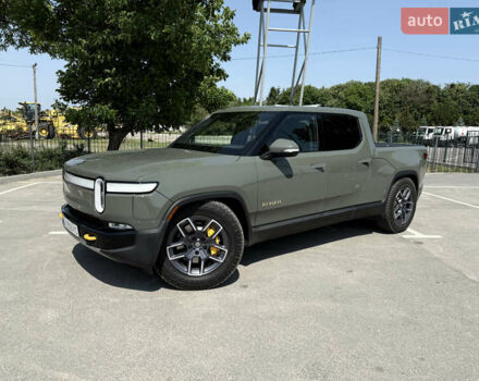 Зелений Rivian R1T, об'ємом двигуна 0 л та пробігом 28 тис. км за 54000 $, фото 2 на Automoto.ua