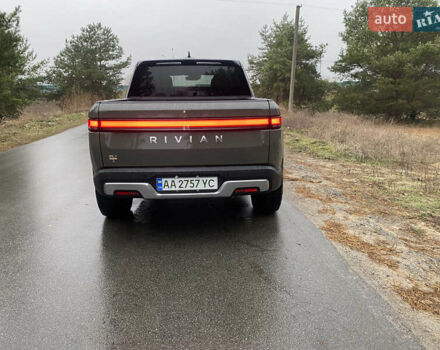 Зелений Rivian R1T, об'ємом двигуна 0 л та пробігом 38 тис. км за 59000 $, фото 4 на Automoto.ua